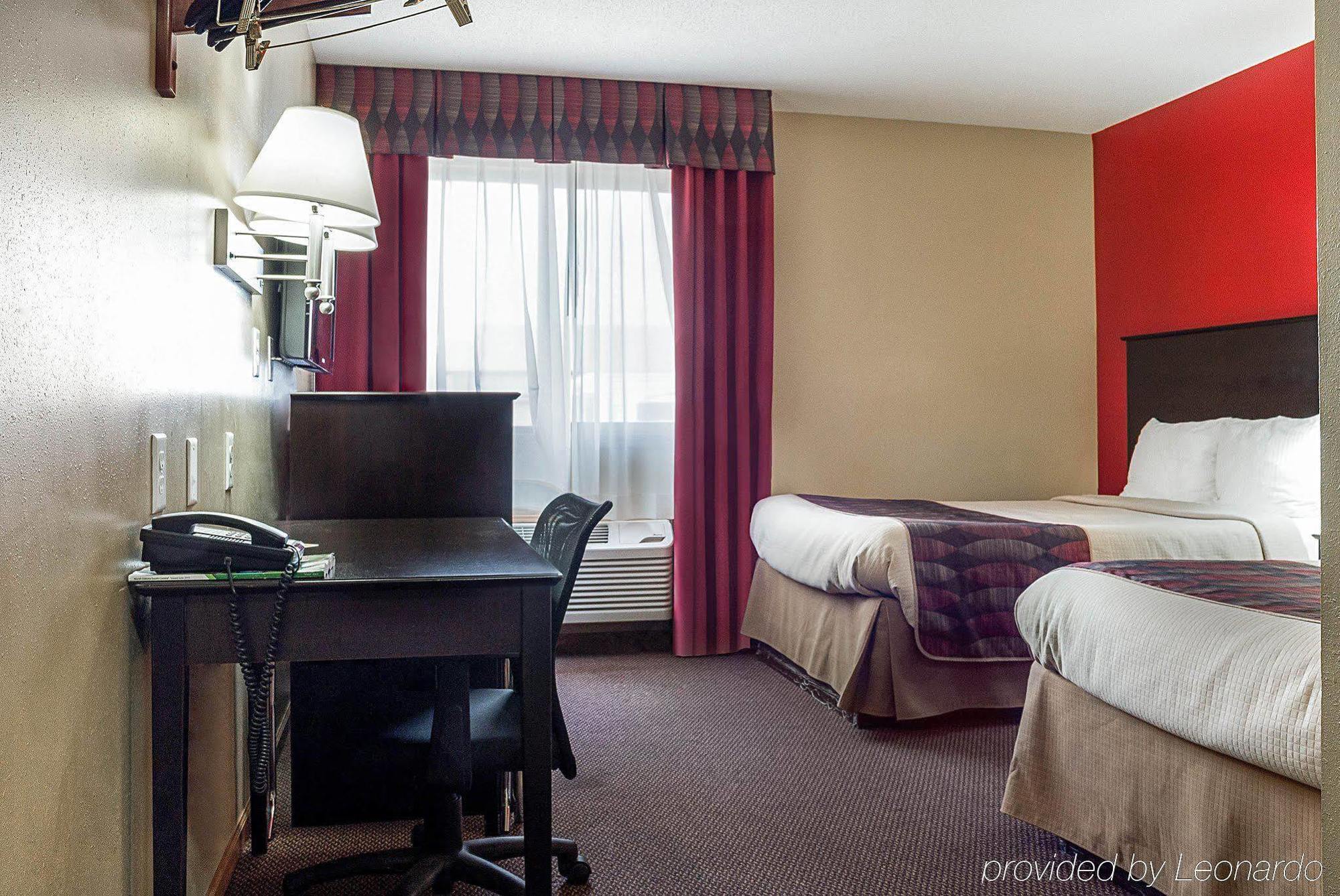 Econo Lodge Jamestown Buitenkant foto